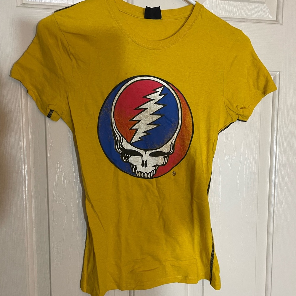 Grateful Dead SYF t-shirt (see photos for measurements)